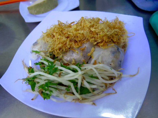 Banh cuon - breakfast roll with seasoned ground pork, mushroom, and shallots