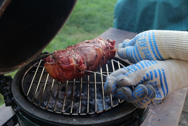 ... and turn the log upside down to crisp up the bacon.