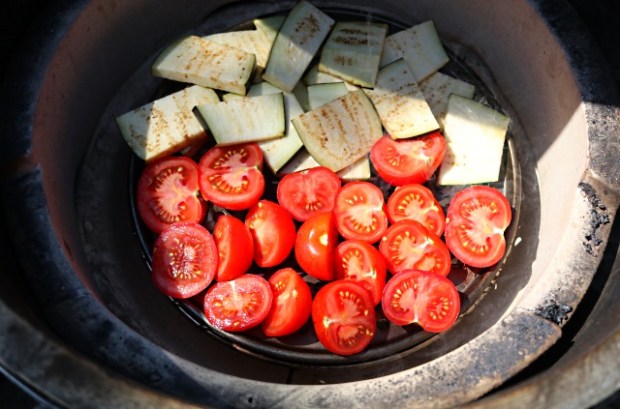 Tomatoes and aubergine in a Big Green Egg ready for smoking
