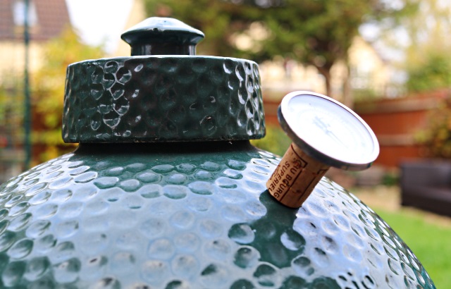 Temperature gauge using part of a cork as a spacer