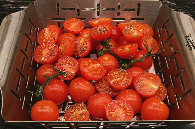 Tomatoes seasoned and ready to cook