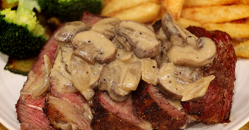 Madeira and mushroom steak sauce