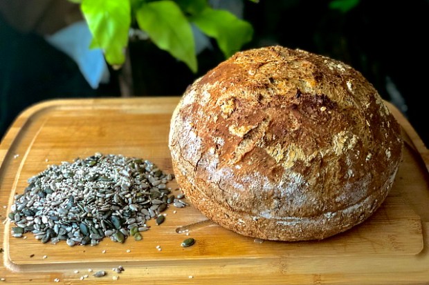 Seeded wholemeal bread ready to slice