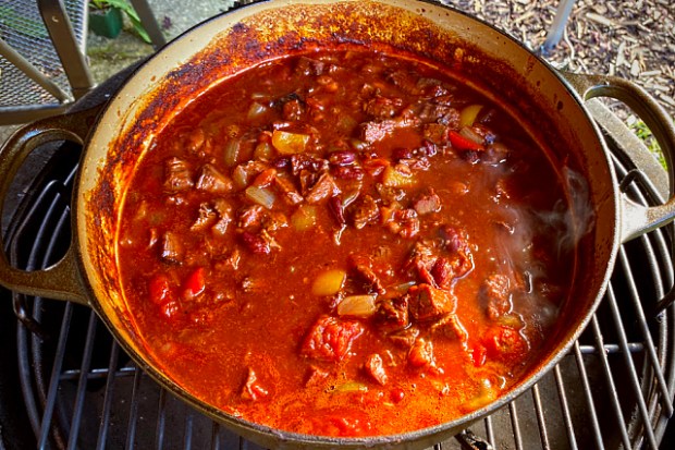 Smoking over alder wood in the Big Green Egg